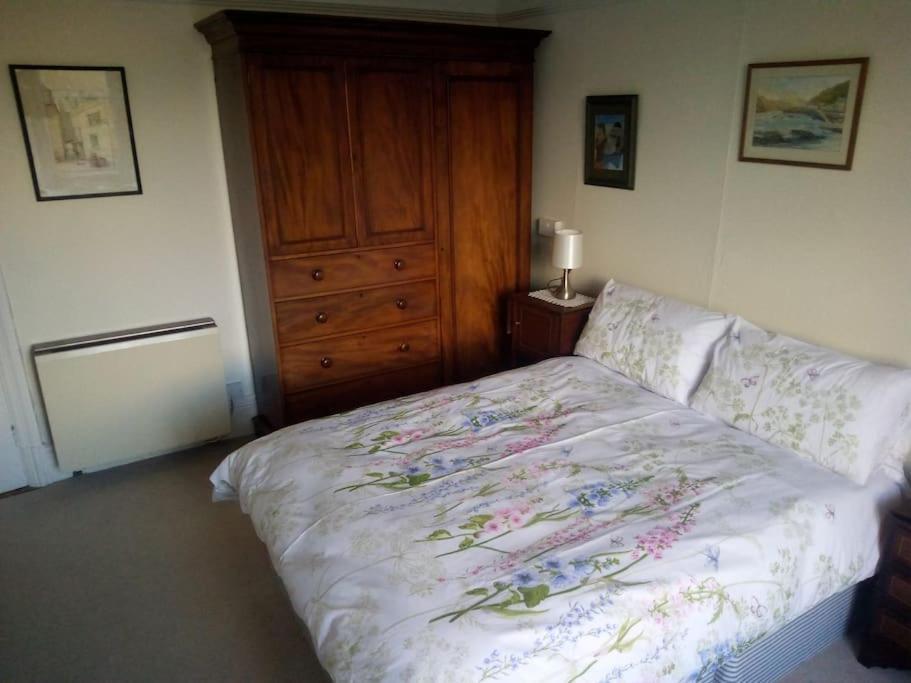Appartement Tranquil Getaway Near Brecon Beacons à Llandovery Extérieur photo