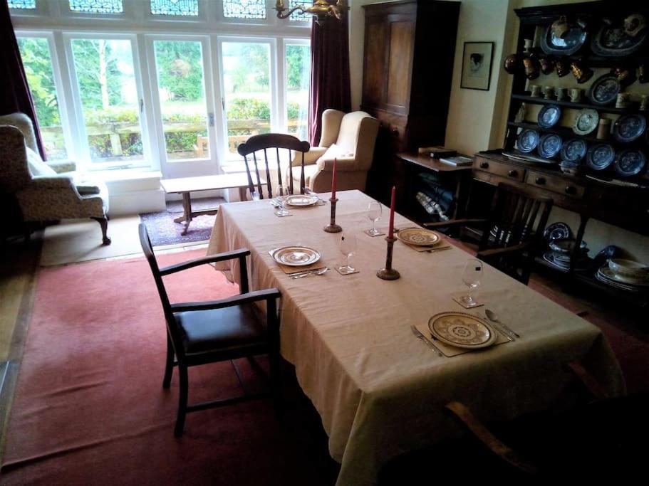Appartement Tranquil Getaway Near Brecon Beacons à Llandovery Extérieur photo